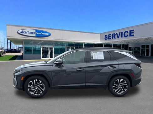 Used 2025 Hyundai Tucson Limited FWD image 5