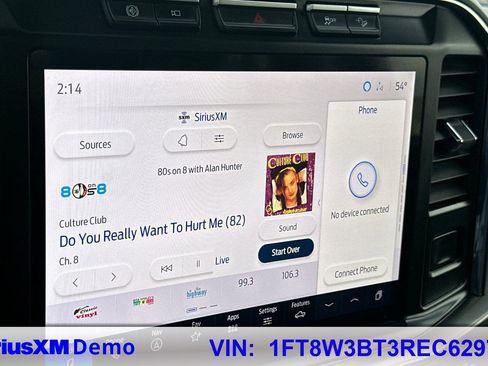 Used 2024 Ford F350 Lariat w/ Sport Appearance Package image 29