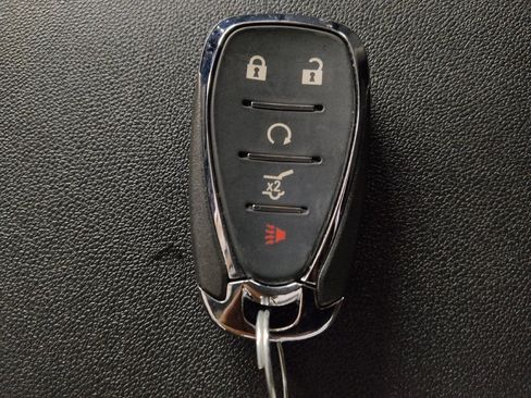 Used 2024 Chevrolet Equinox LT image 32