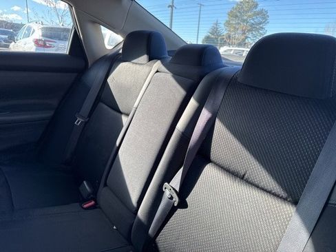 Used 2017 Nissan Altima 2.5 SR w/ LED Appearance Package image 14