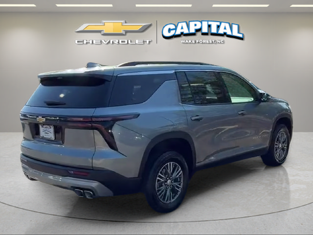 Used 2026 Chevrolet Traverse LT w/ Driver Confidence Package FWD image 10