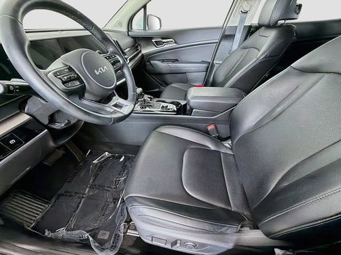 Used 2025 Kia Sportage EX w/ Premium Package AWD/4WD image 24