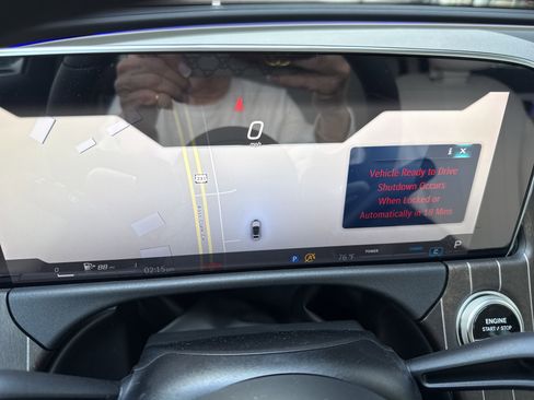 New 2025 Mercedes-Benz E 350 Sedan image 9