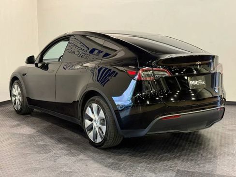 Used 2023 Tesla Model Y Long Range AWD/4WD image 8