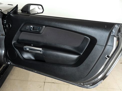 Used 2017 Ford Mustang GT w/ GT Performance Package image 37