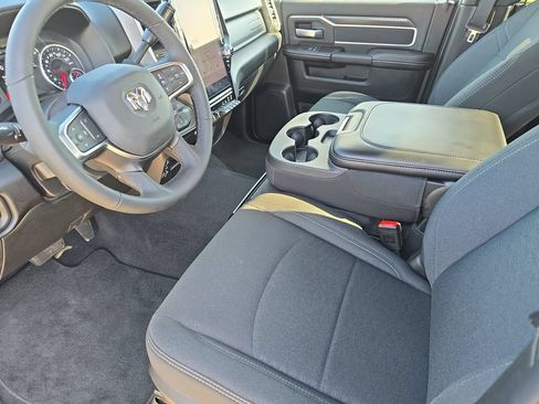 Used 2026 RAM 2500 Big Horn AWD/4WD image 16