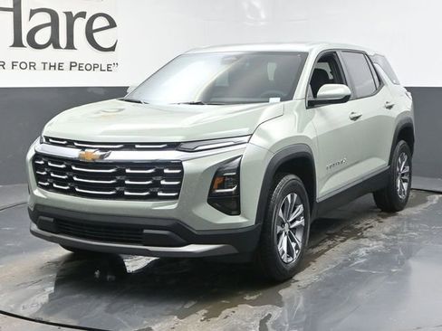 New 2026 Chevrolet Equinox LT w/ Convenience Package II FWD image 12
