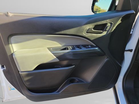 Used 2020 Chevrolet Colorado W/T w/ WT Convenience Package image 24