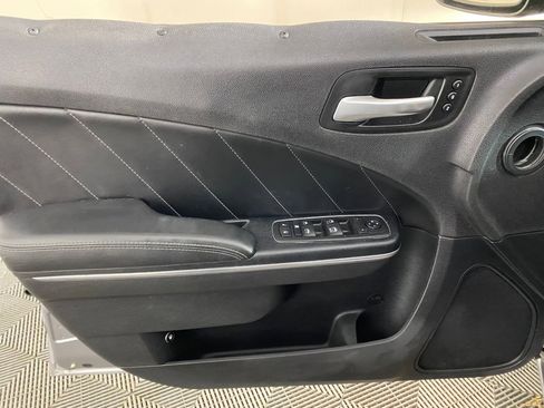 Used 2015 Dodge Charger SXT w/ AWD Plus Group image 11