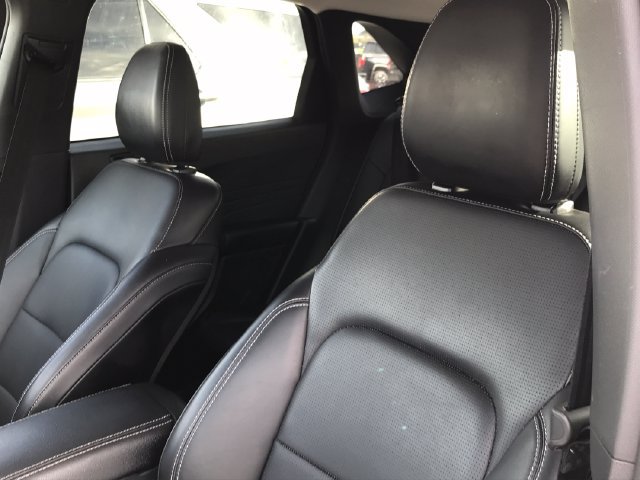 Used 2025 Ford Escape Platinum AWD/4WD image 30