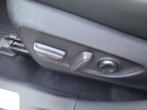 Used 2024 Toyota Grand Highlander Limited image 24