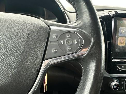 Used 2018 Chevrolet Traverse LT FWD image 21