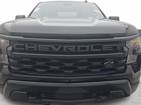 Used 2022 Chevrolet Silverado 1500 Custom AWD/4WD image 14