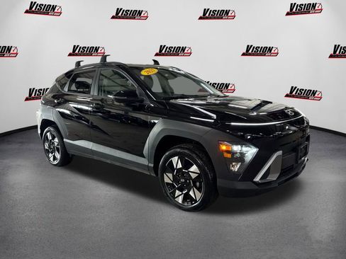 Certified 2025 Hyundai Kona SEL image 3