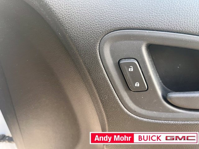 Used 2016 GMC Canyon 4x4 Extended Cab w/ Convenience Package image 40