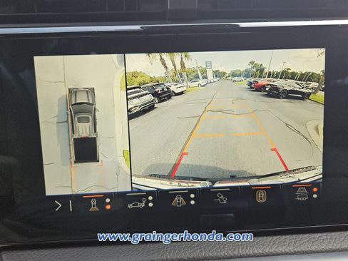 Used 2024 GMC Sierra 1500 Denali AWD/4WD image 16