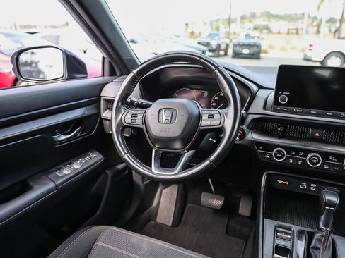 Used 2024 Honda CR-V Sport image 5