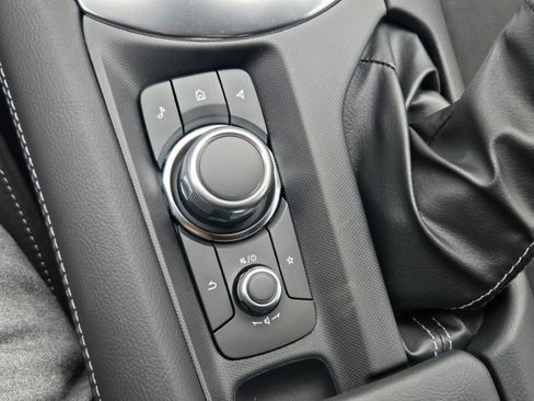 New 2025 MAZDA MX-5 Miata Club w/ Weather Package image 18