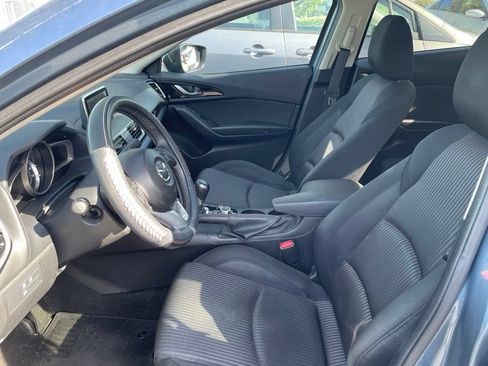 Used 2016 MAZDA MAZDA3 i Touring w/ Popular Equipment Package FWD image 10