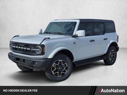New 2026 Ford Bronco Outer Banks AWD/4WD image 1