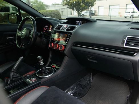 Used 2018 Subaru WRX STI Limited image 33