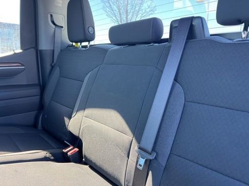 Used 2025 Chevrolet Silverado 1500 LT image 32