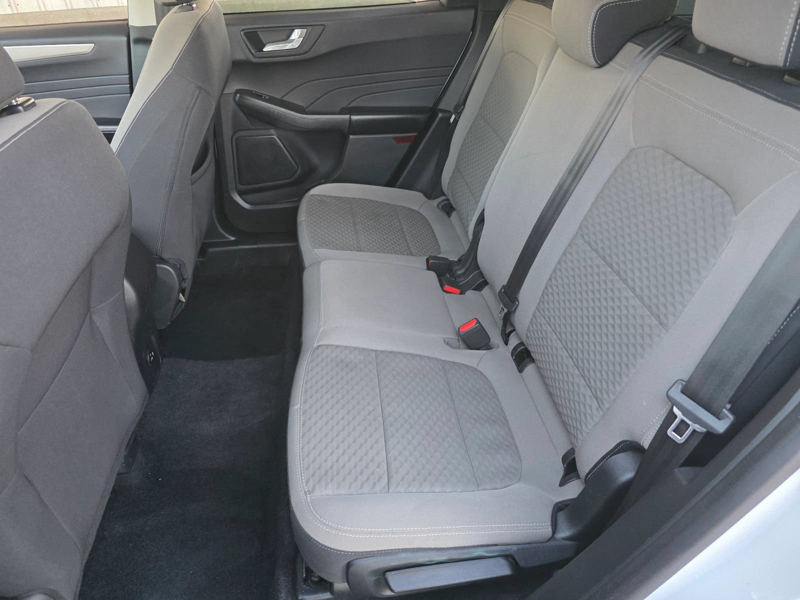 Used 2021 Ford Escape SE FWD image 34