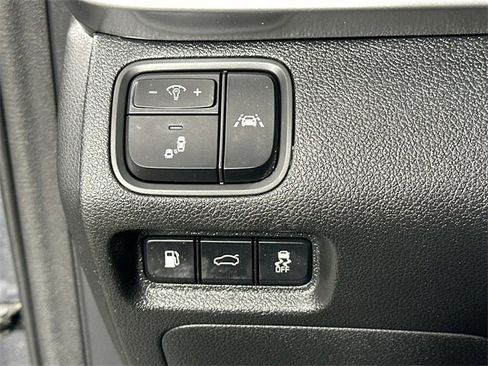 Used 2020 Kia Optima SE image 22