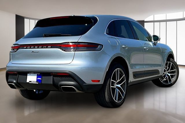 Used 2026 Porsche Macan AWD/4WD image 6