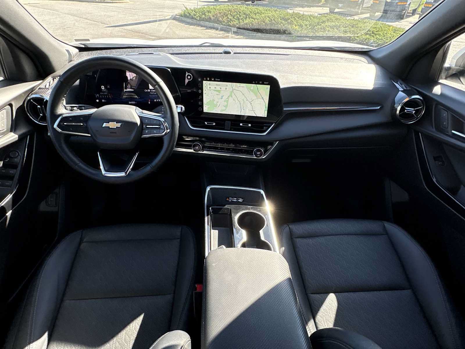 Used 2025 Chevrolet Equinox LT w/ Convenience Package II FWD image 20