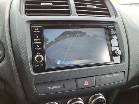 Used 2025 Mitsubishi Outlander Sport ES AWD/4WD image 28