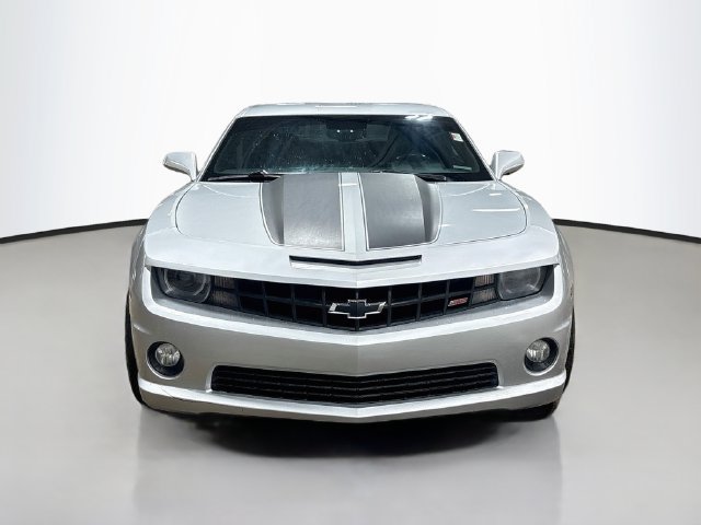 Used 2010 Chevrolet Camaro SS w/ RS Package RWD image 3