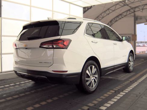 Used 2023 Chevrolet Equinox Premier AWD/4WD image 4