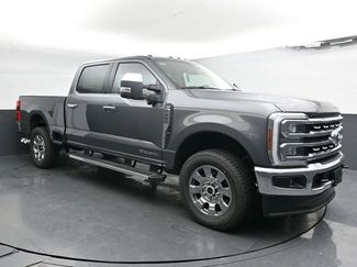 New 2026 Ford F250 Lariat w/ Chrome Package AWD/4WD video 3