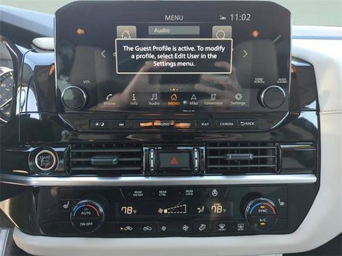 Certified 2024 Nissan Pathfinder SL image 25