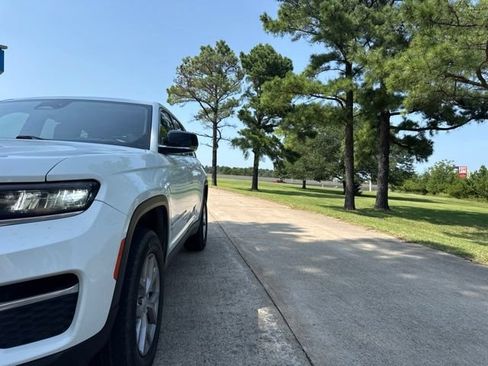 Used 2022 Jeep Grand Cherokee Limited RWD image 26