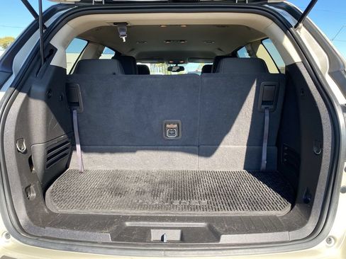 Used 2015 Chevrolet Traverse LT FWD image 22