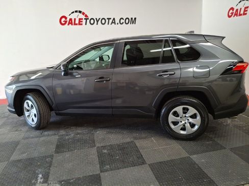 Used 2024 Toyota RAV4 LE image 7