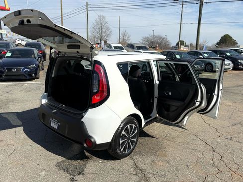 Used 2014 Kia Soul image 38