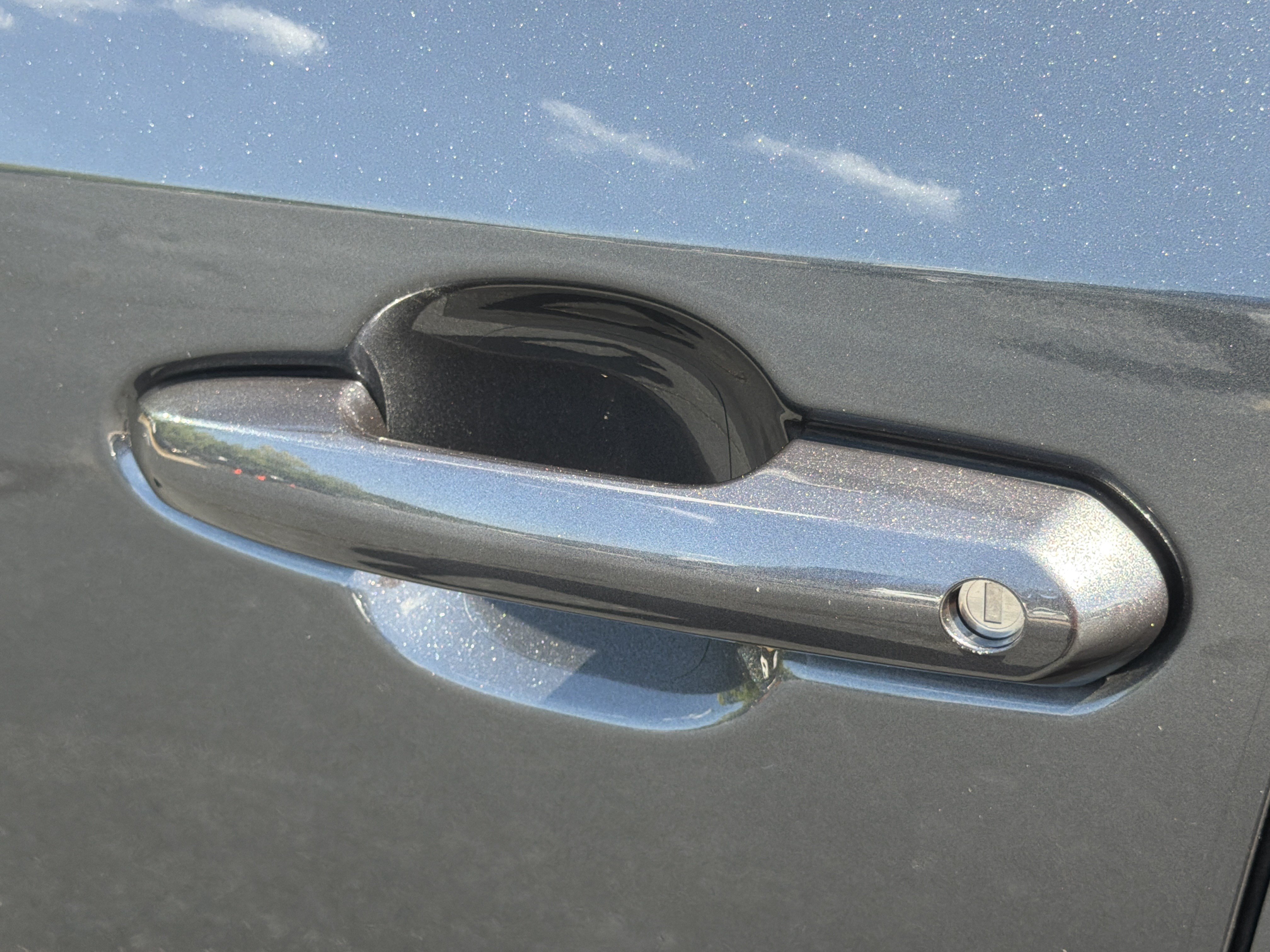 Used 2025 Toyota RAV4 LE FWD image 30