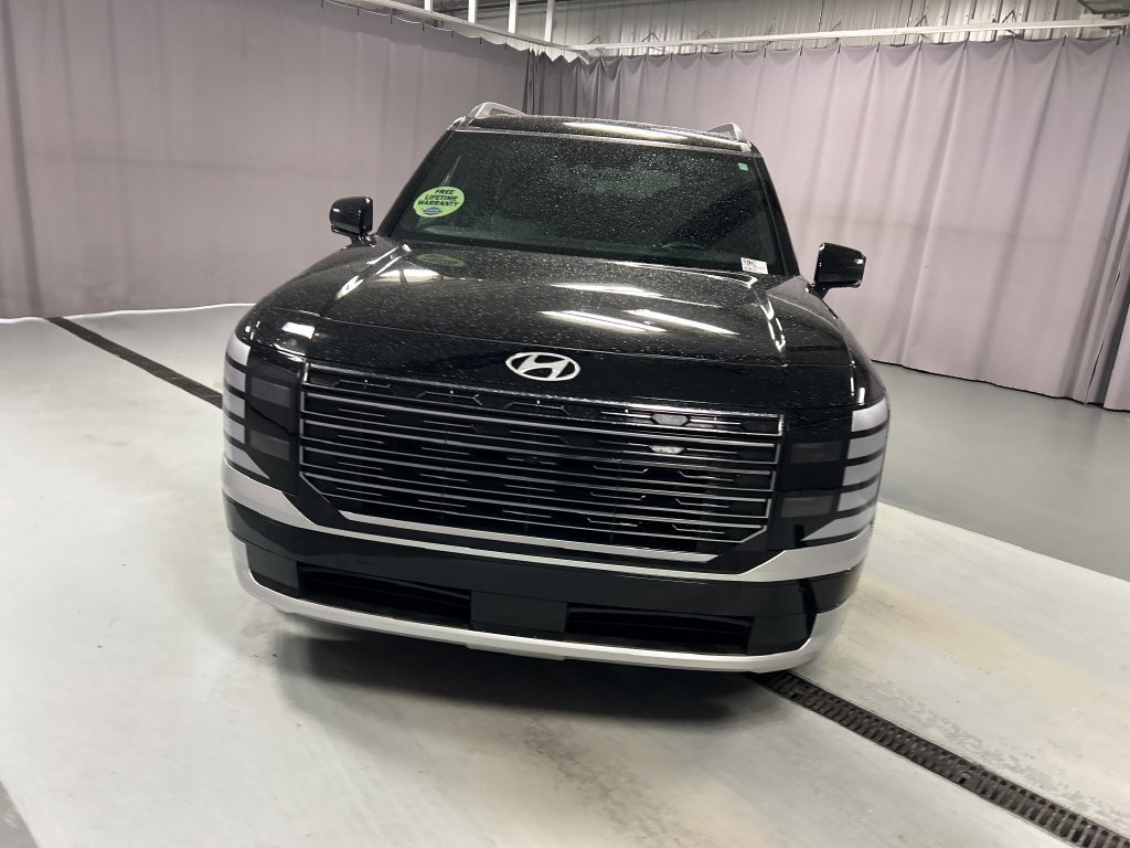 Used 2026 Hyundai Palisade Calligraphy AWD/4WD image 2