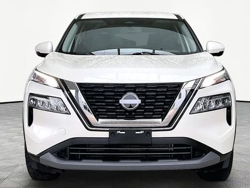Used 2023 Nissan Rogue SV AWD/4WD image 2