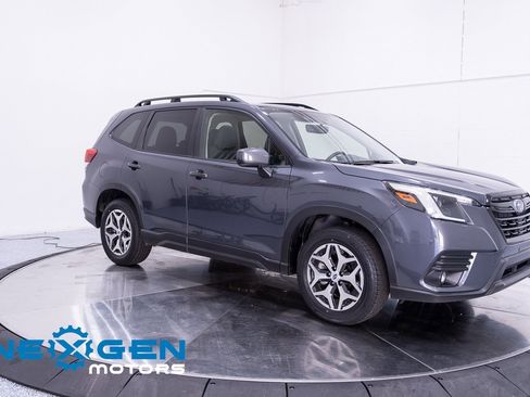 Used 2024 Subaru Forester Premium image 1
