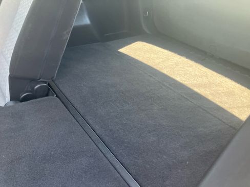 Used 2022 Chevrolet Equinox LS w/ LS Convenience Package FWD image 31