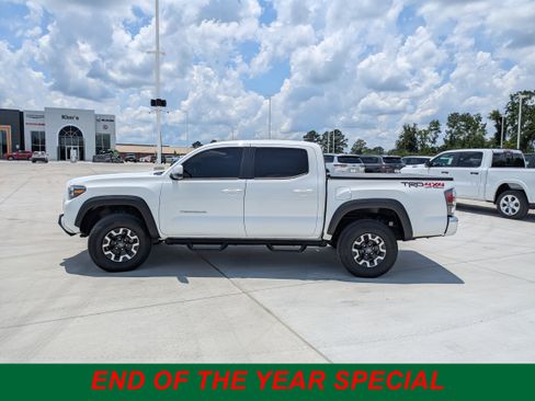 Certified 2022 Toyota Tacoma TRD Off-Road image 4