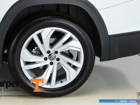 Used 2023 Volkswagen Atlas SE w/ Panoramic Sunroof Package FWD image 6