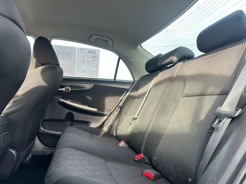 Used 2010 Toyota Corolla S image 12