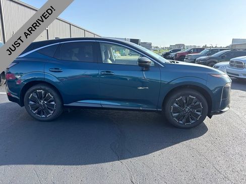 Certified 2026 Nissan Murano Platinum w/ Cargo Package AWD/4WD image 4