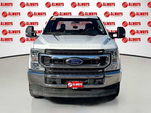 Used 2022 Ford F250 XLT image 2