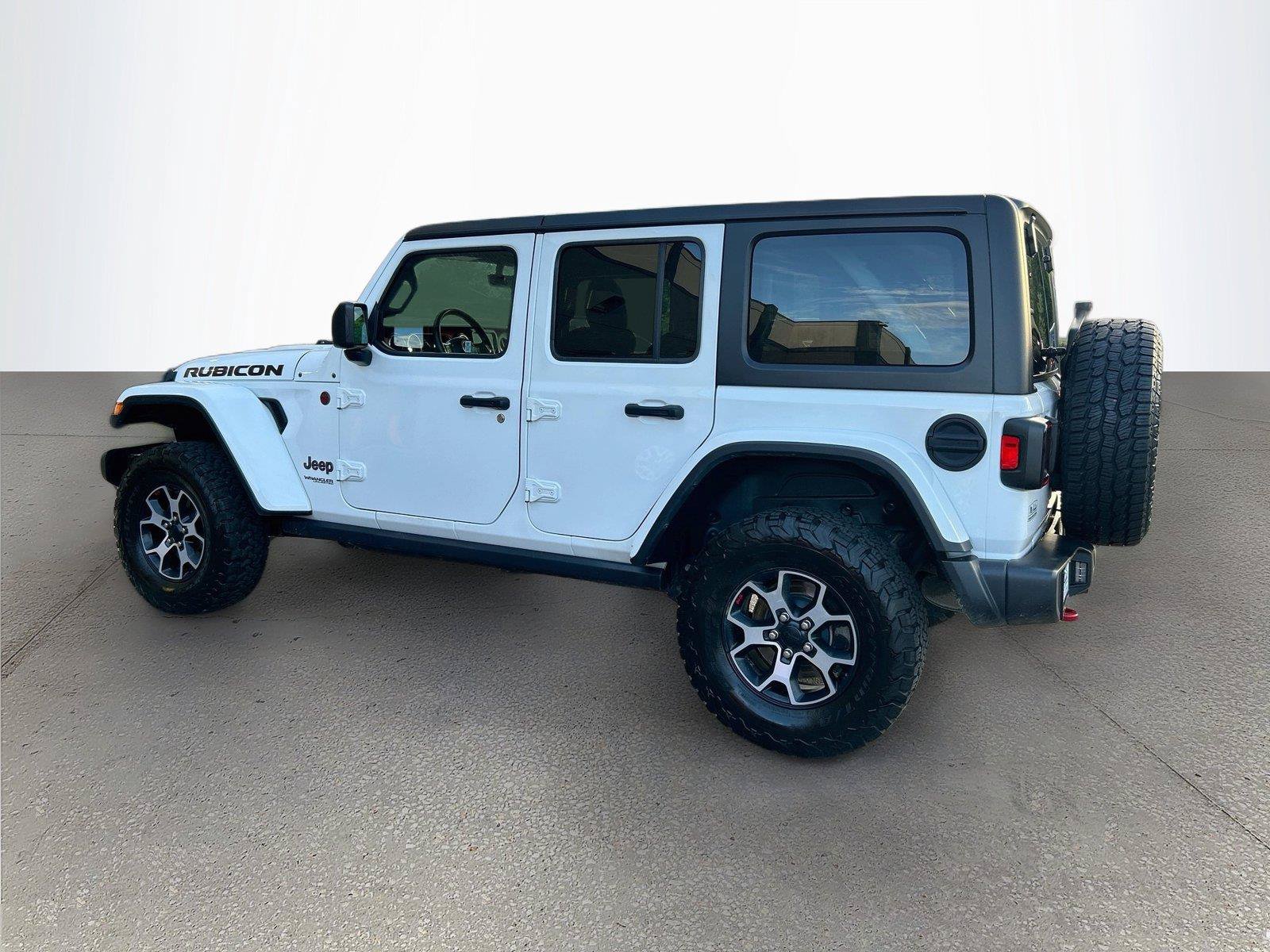 Used 2022 Jeep Wrangler Unlimited Rubicon w/ Dual Top Group AWD/4WD image 6